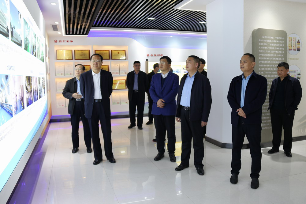 省指揮部辦公室督查組組長孫運(yùn)海蒞臨孔府制藥調(diào)研指導(dǎo)工作